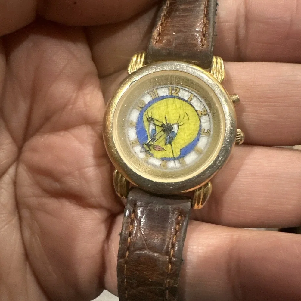 Working Vintage‎ 1996 Women's Tweety Bird Looney Tunes 28mm Light Watch - Read